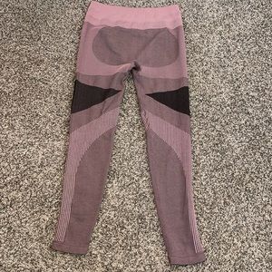 Womens leggings flattering design good quality lounge pants athletic
